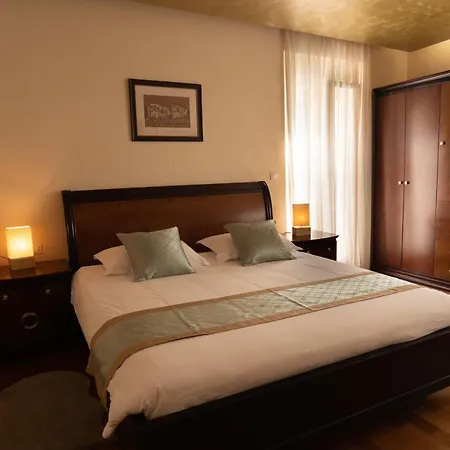 Gostinjska kuća Scallop Regent 4*