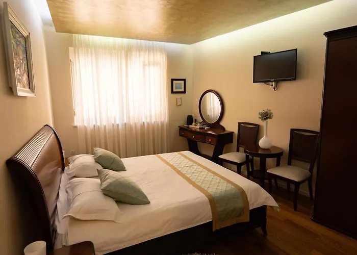 Guest house Scallop Regent 4*